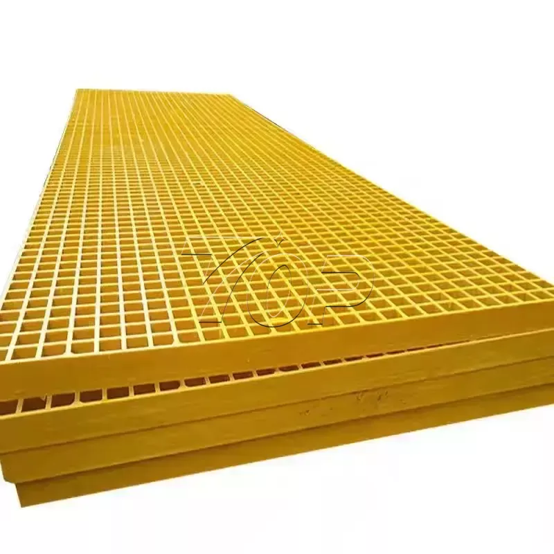 Grătare din fibră de sticlă modelată
